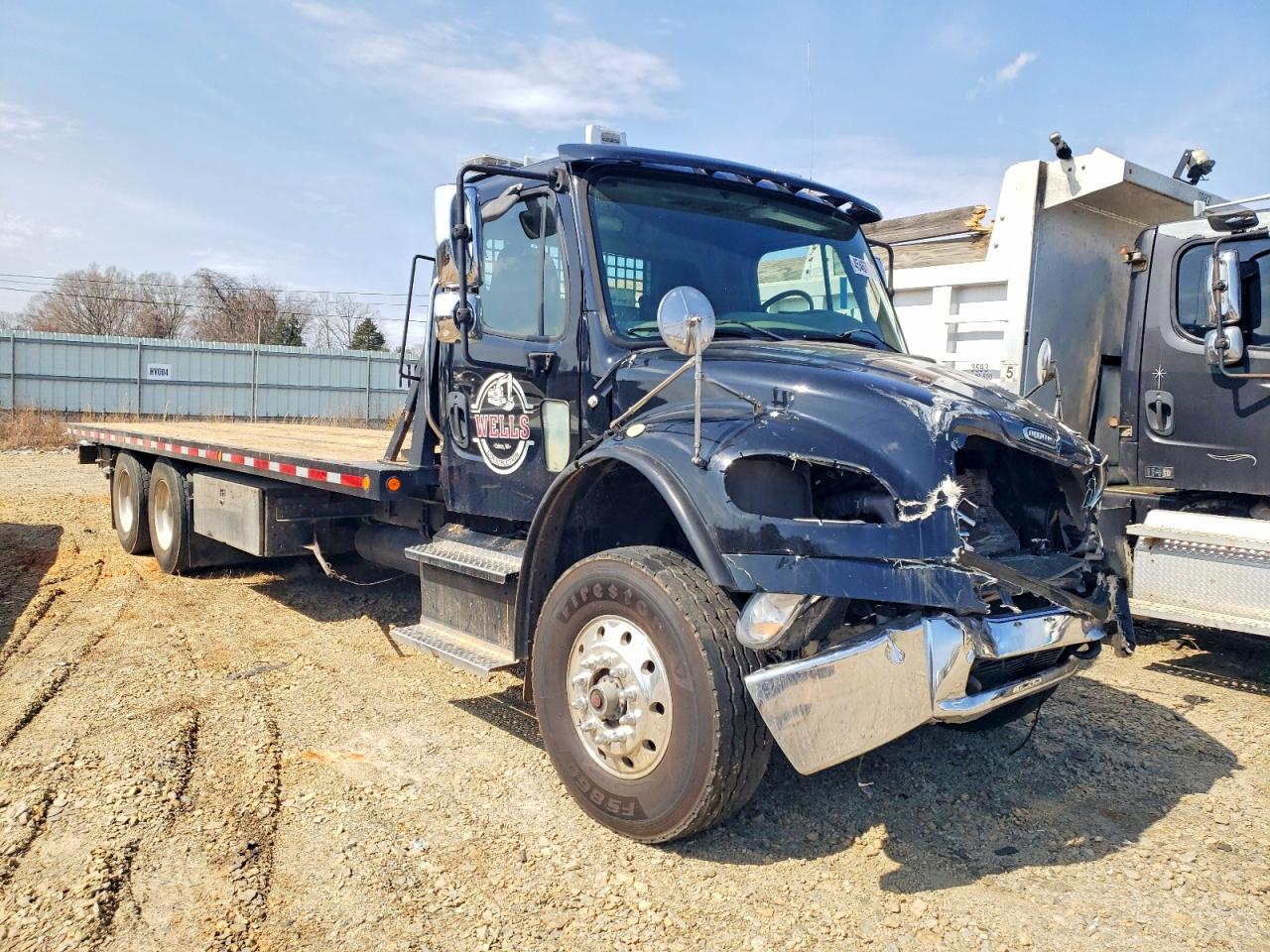 2016 Freightliner M2 106