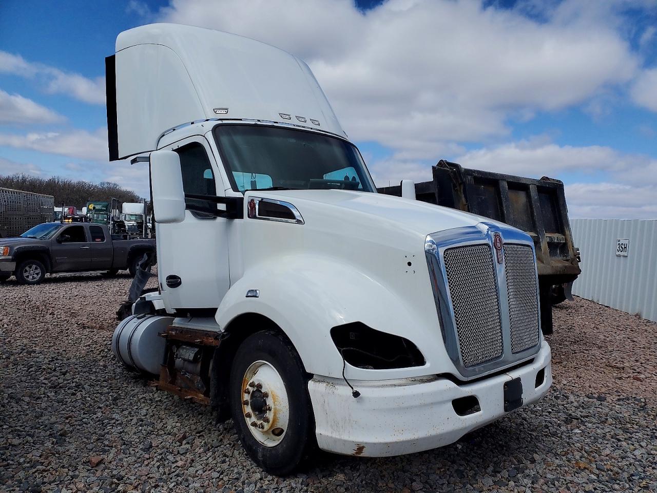 2015 Kenworth T680