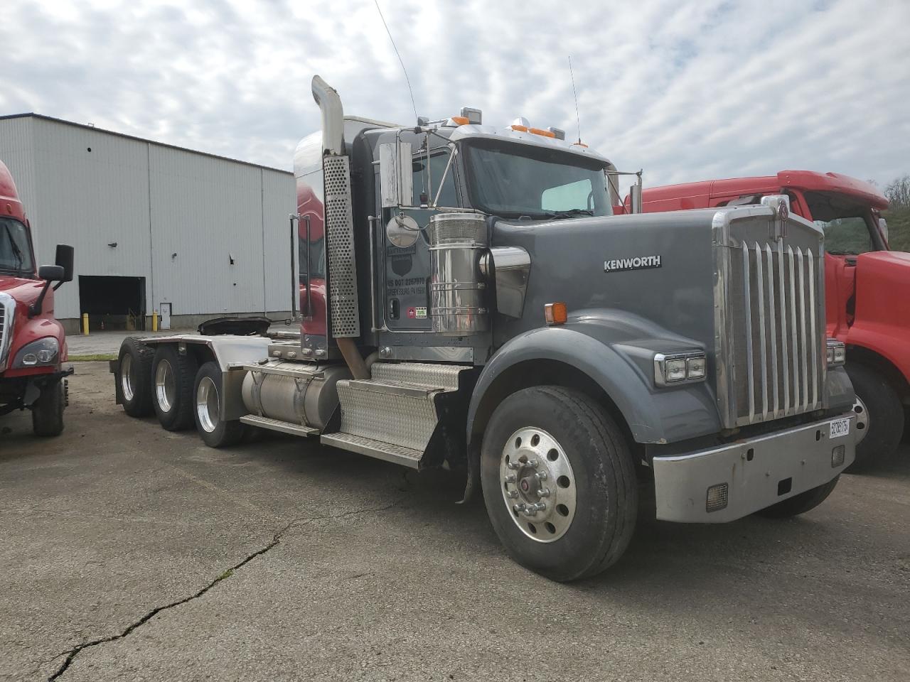 2012 Kenworth Constructi W900