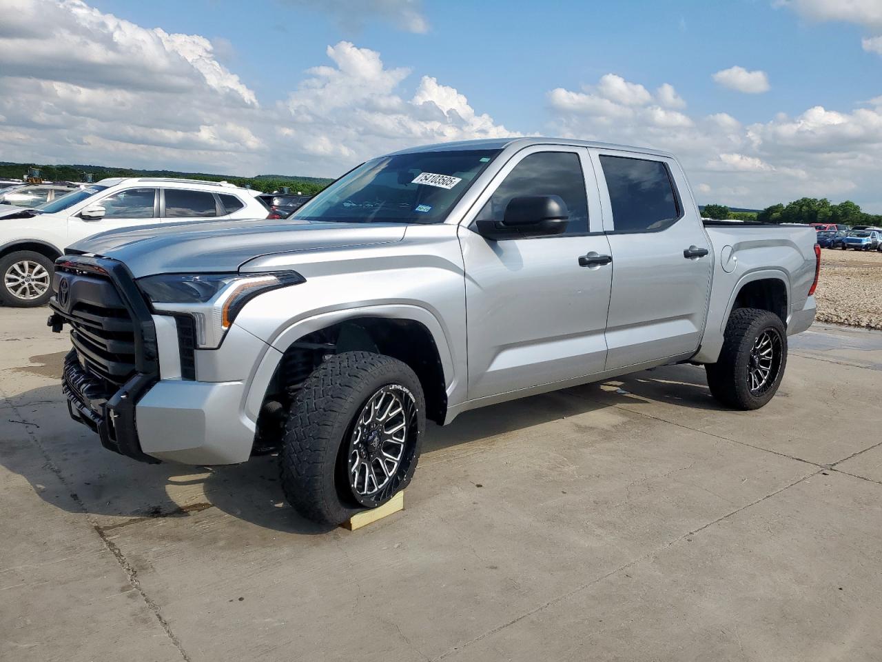 2024 Toyota Tundra cre CREWMAX SR