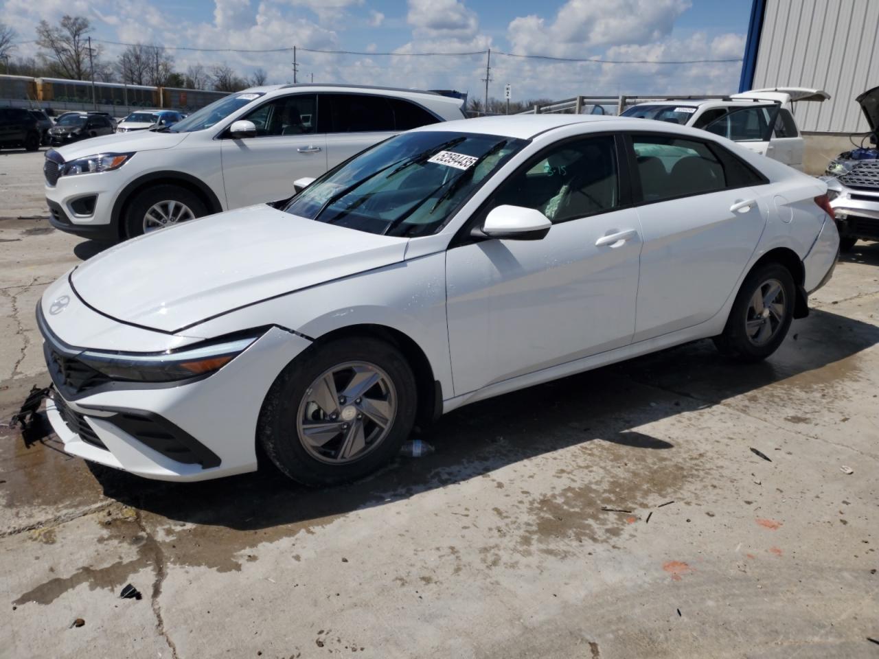 2025 Hyundai Elantra se SE