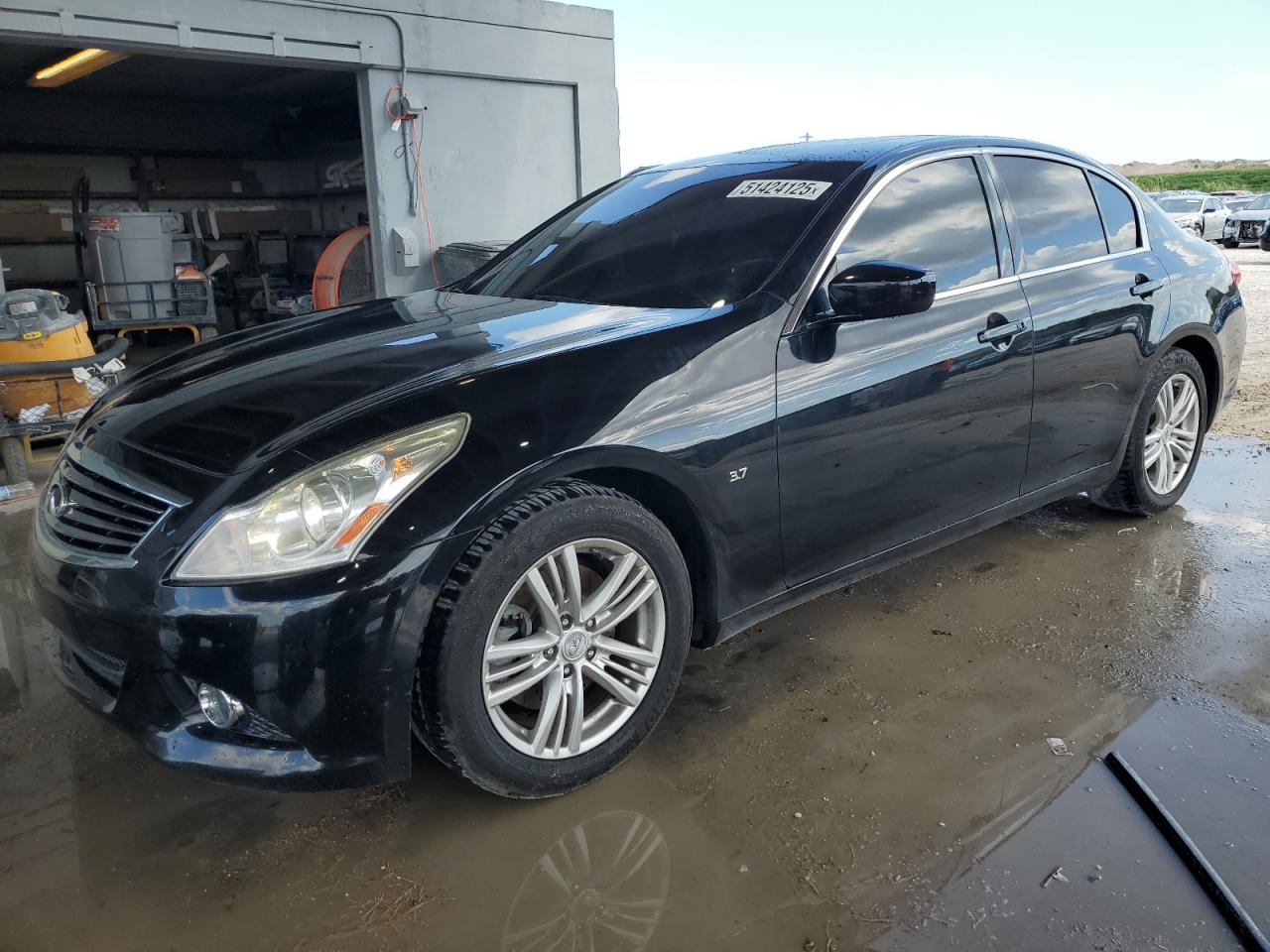 2015 Infiniti Q40