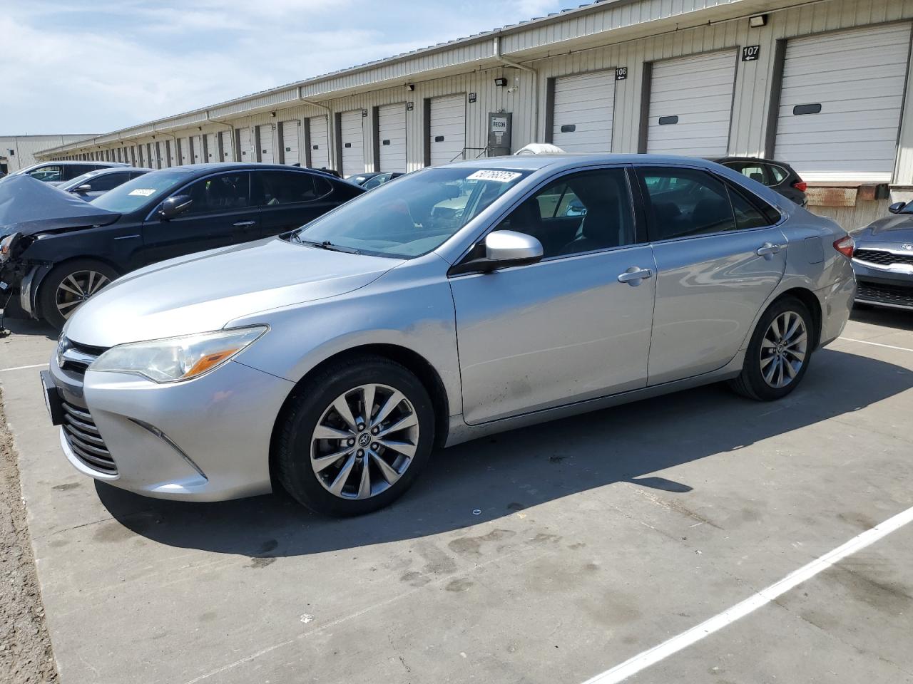 2015 Toyota Camry le LE
