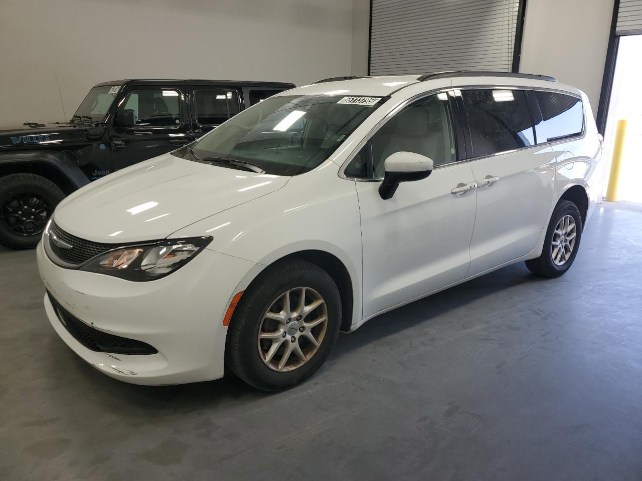 2021 Chrysler Minivan