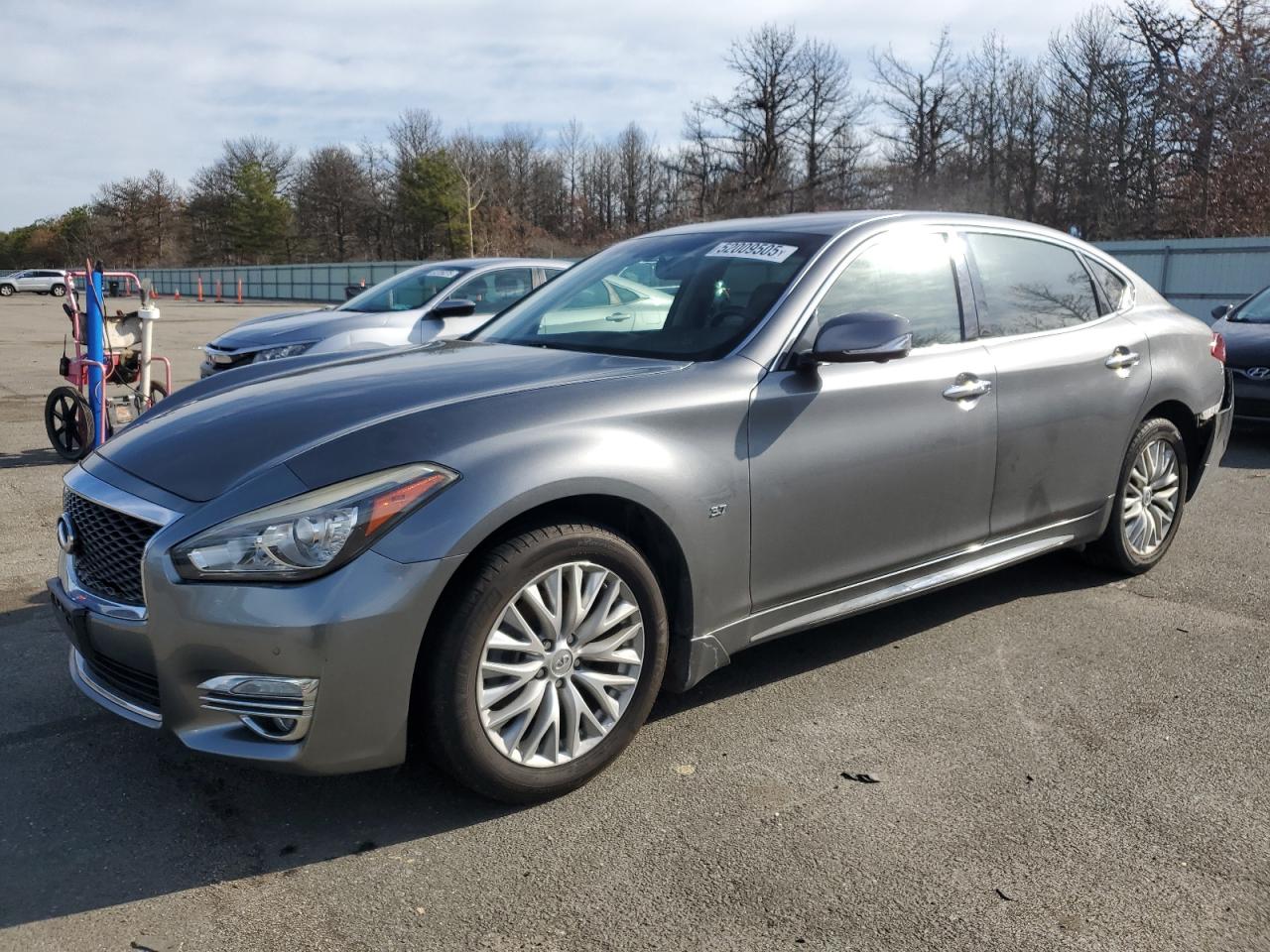 2016 Infiniti Q70