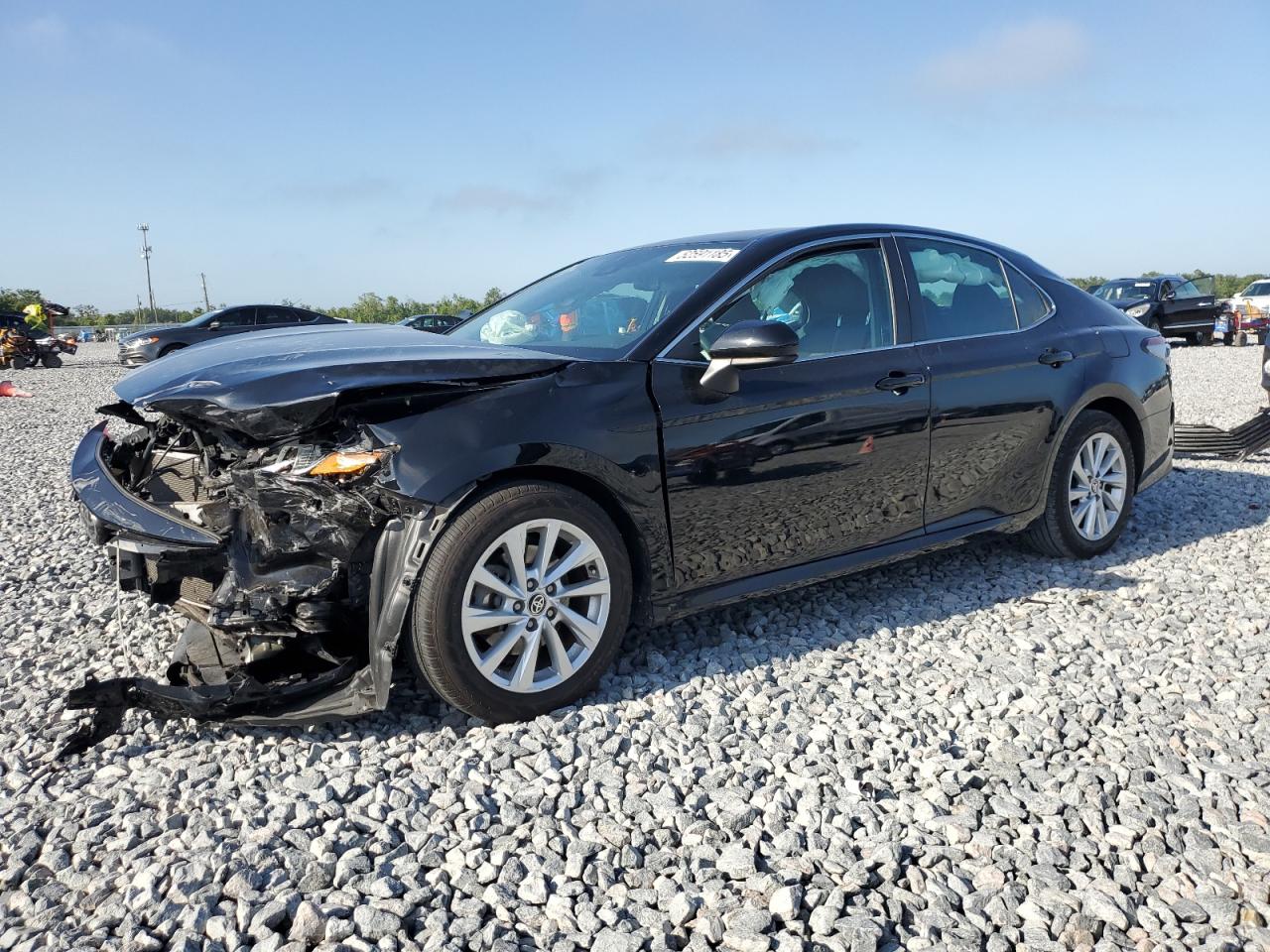 2021 Toyota Camry le LE