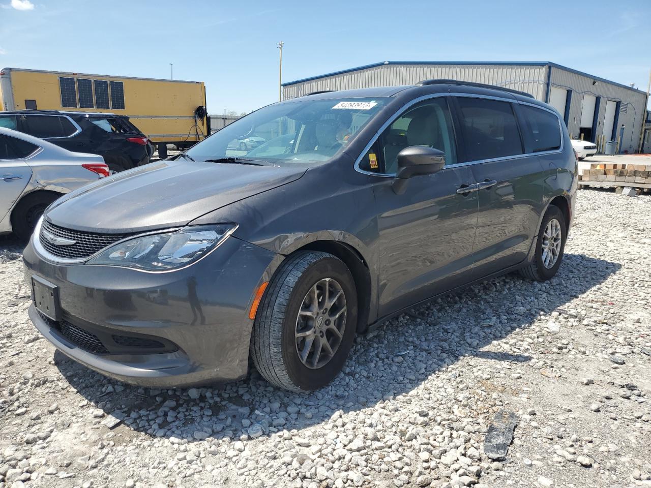 2021 Chrysler Voyager lxi