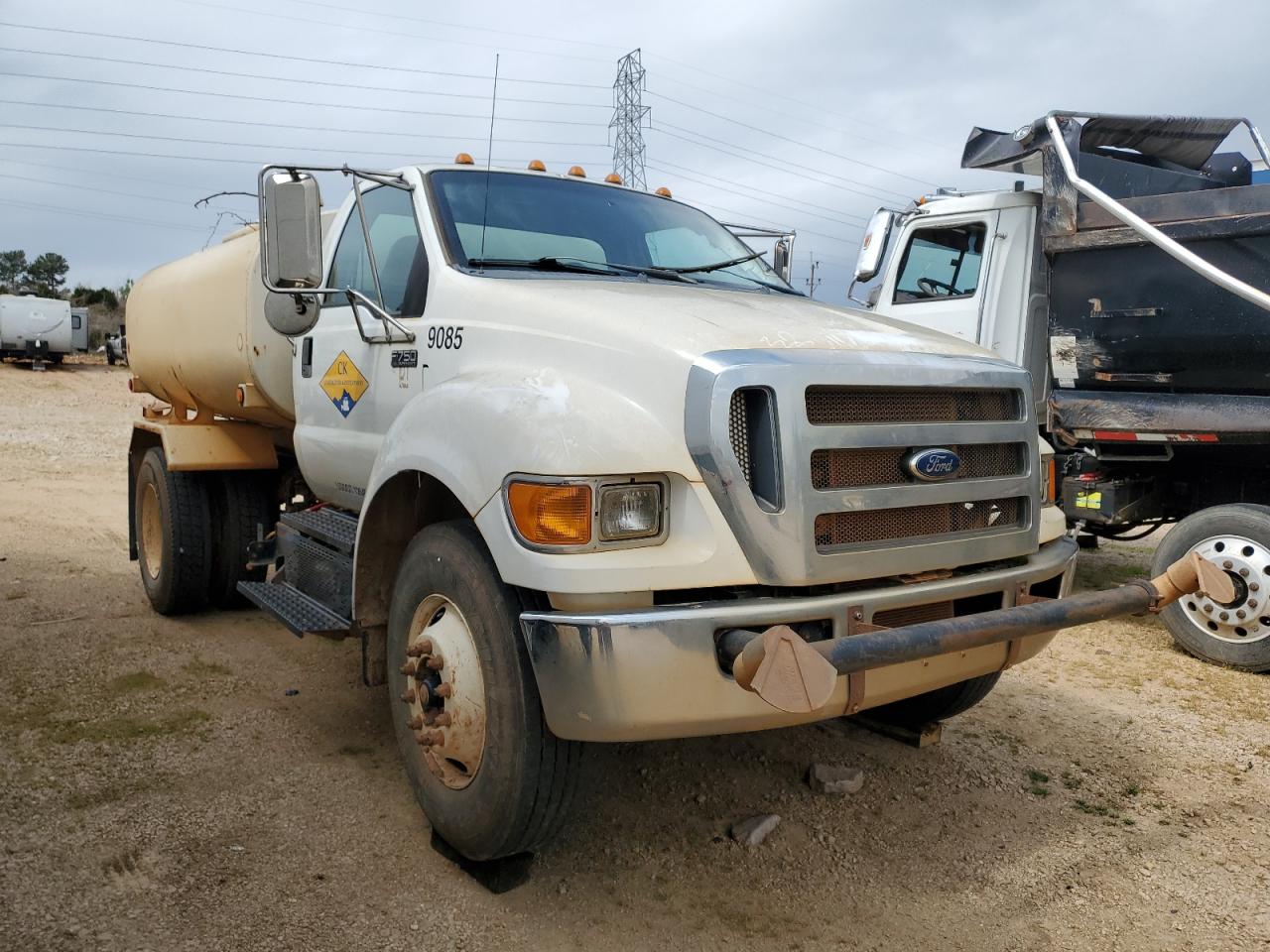 2013 Ford F-750
