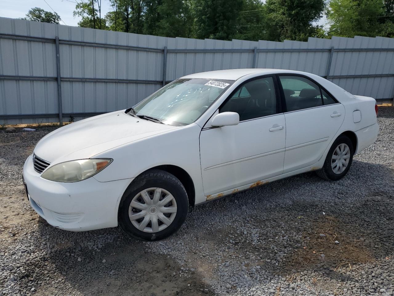 2005 Toyota Camry le LE