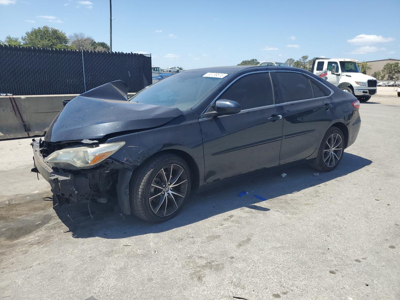 2017 Toyota Camry le LE