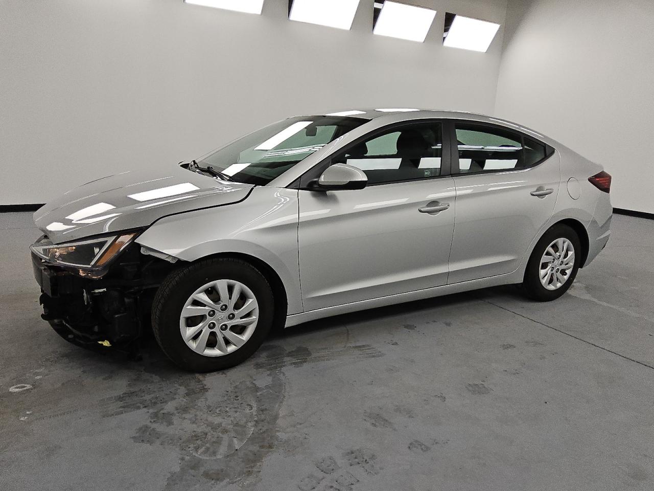 2020 Hyundai Elantra se SE