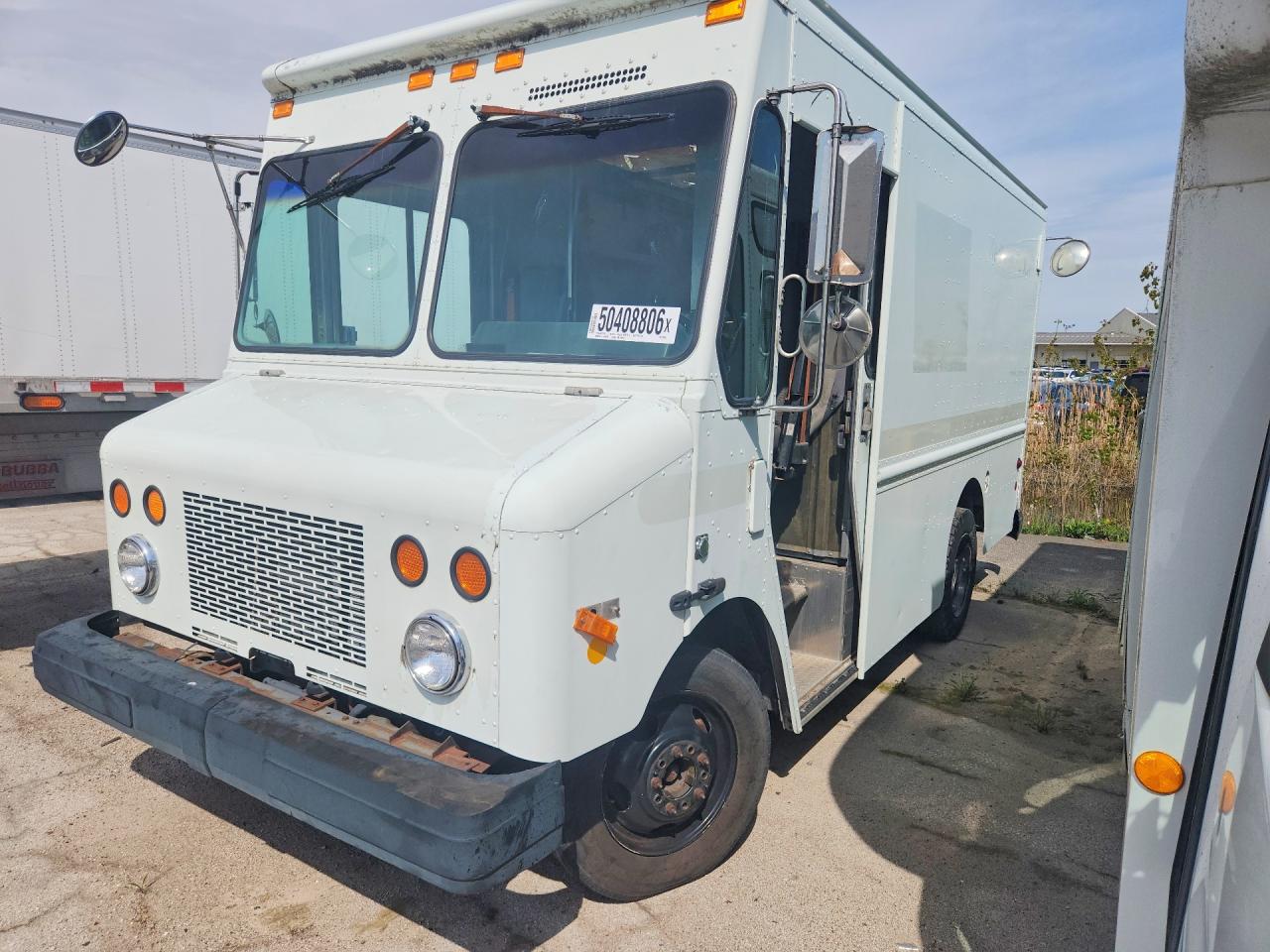 2001 Workhorse P42