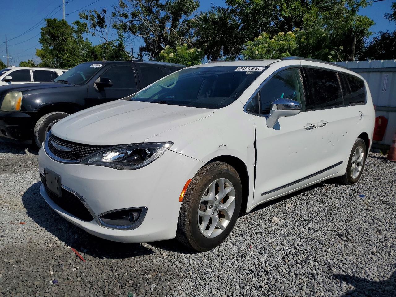 Chrysler Pacifica