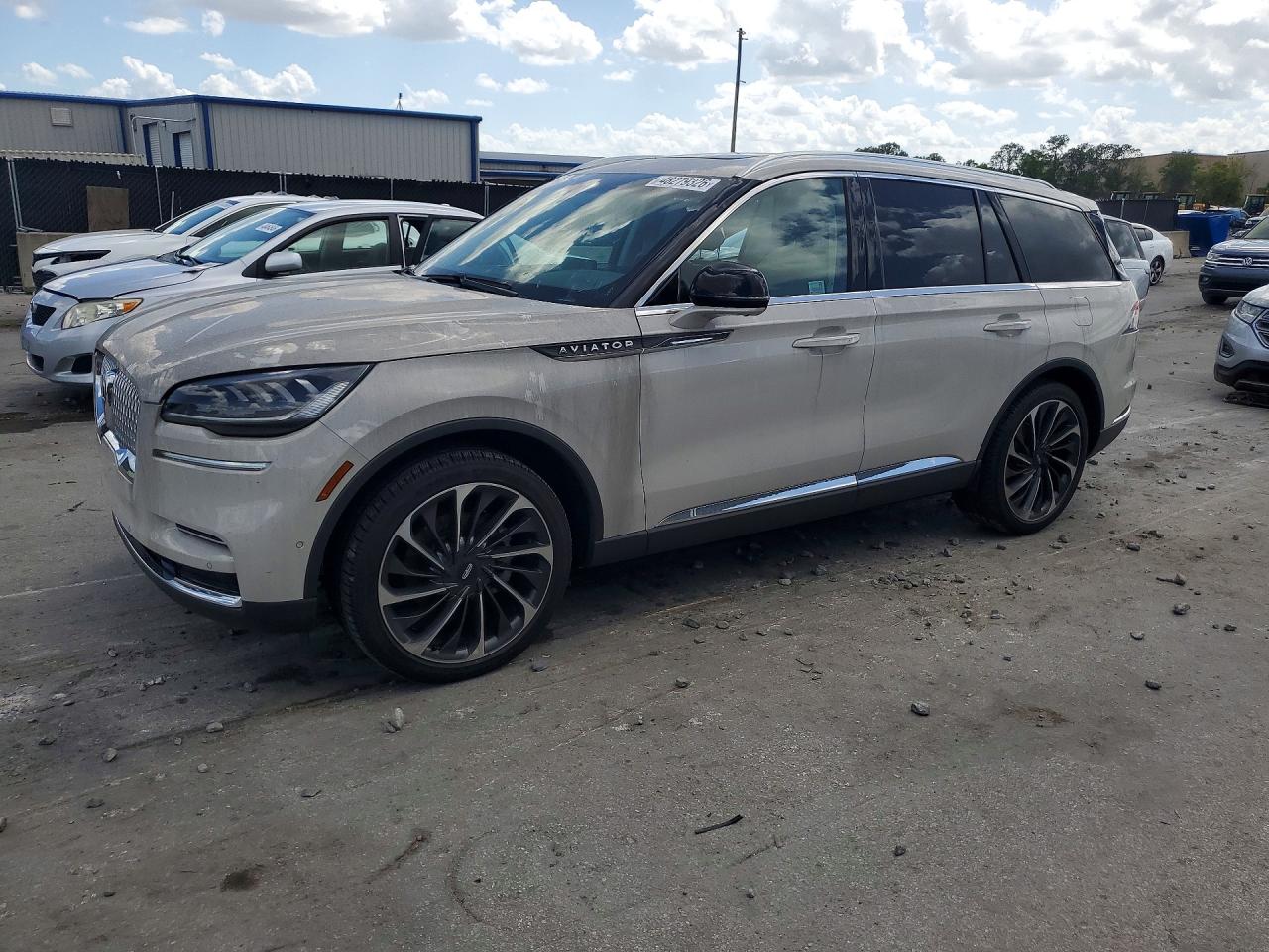 2024 Lincoln Aviator