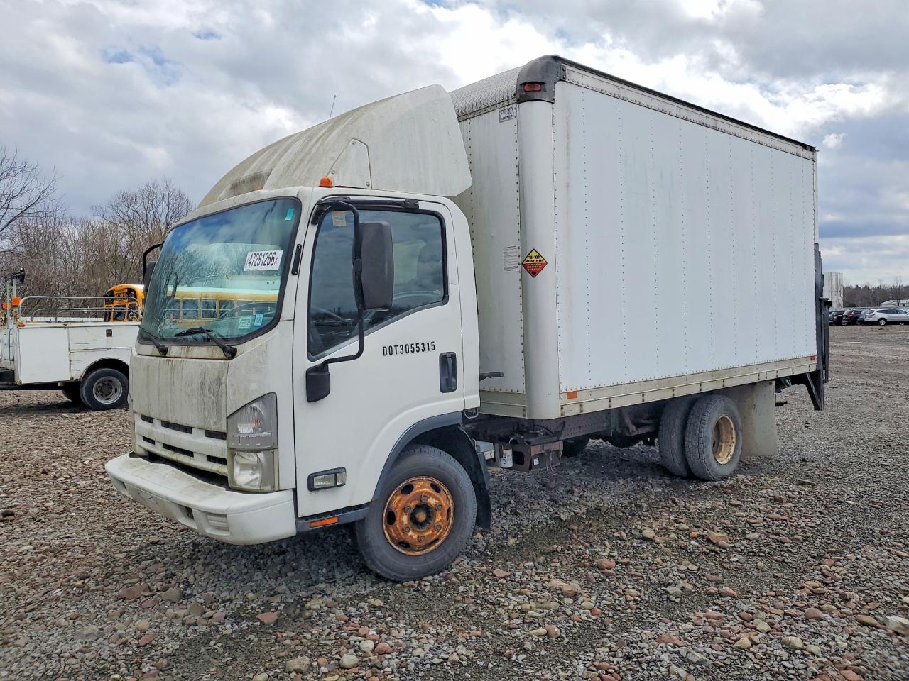 2009 Isuzu NPR