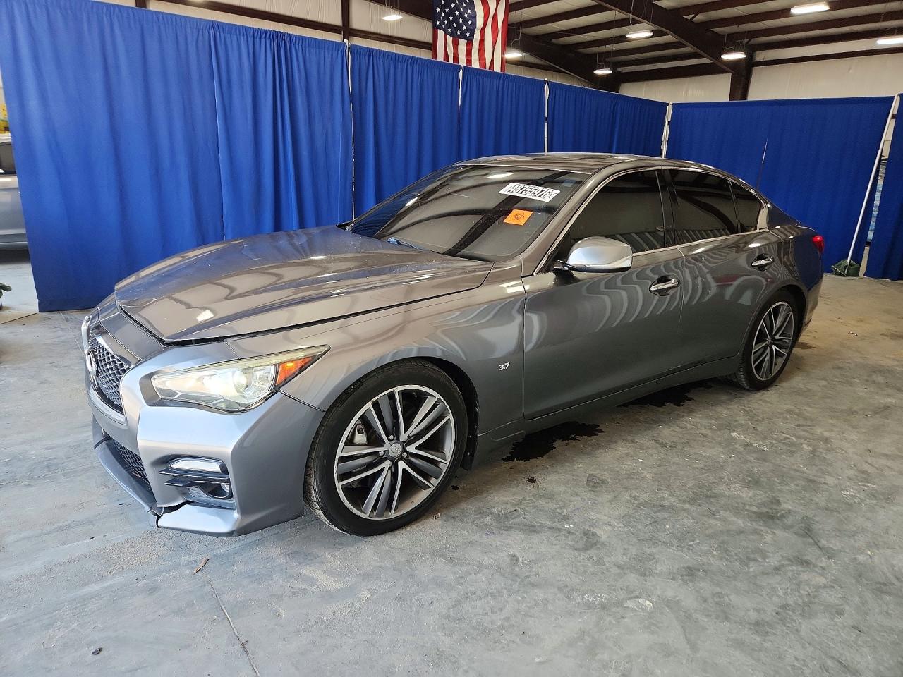 2015 Infiniti Q50