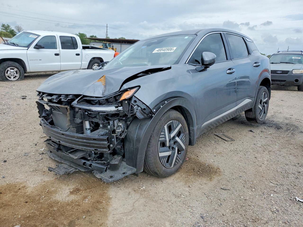 2025 Nissan Kicks