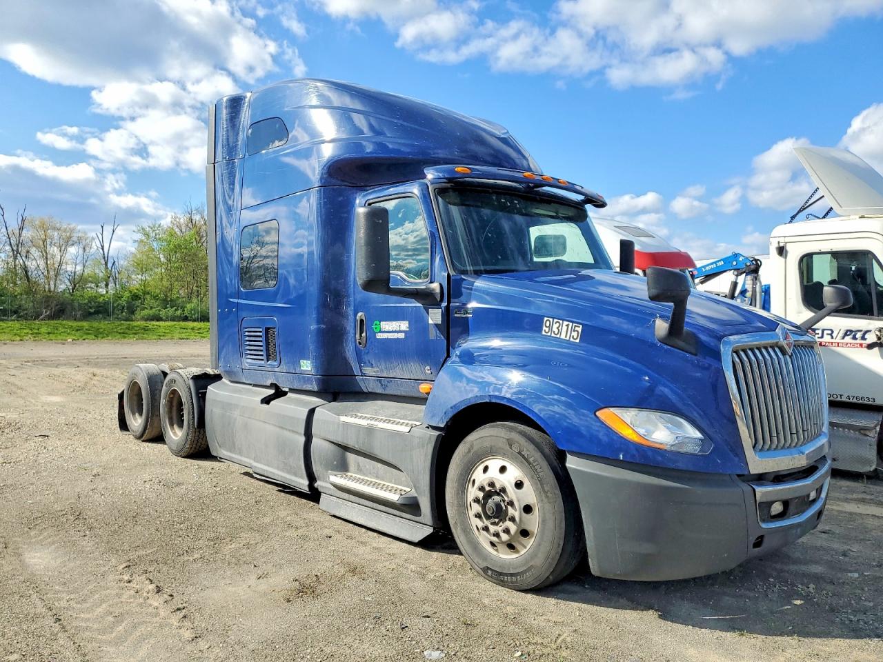 2020 International LT