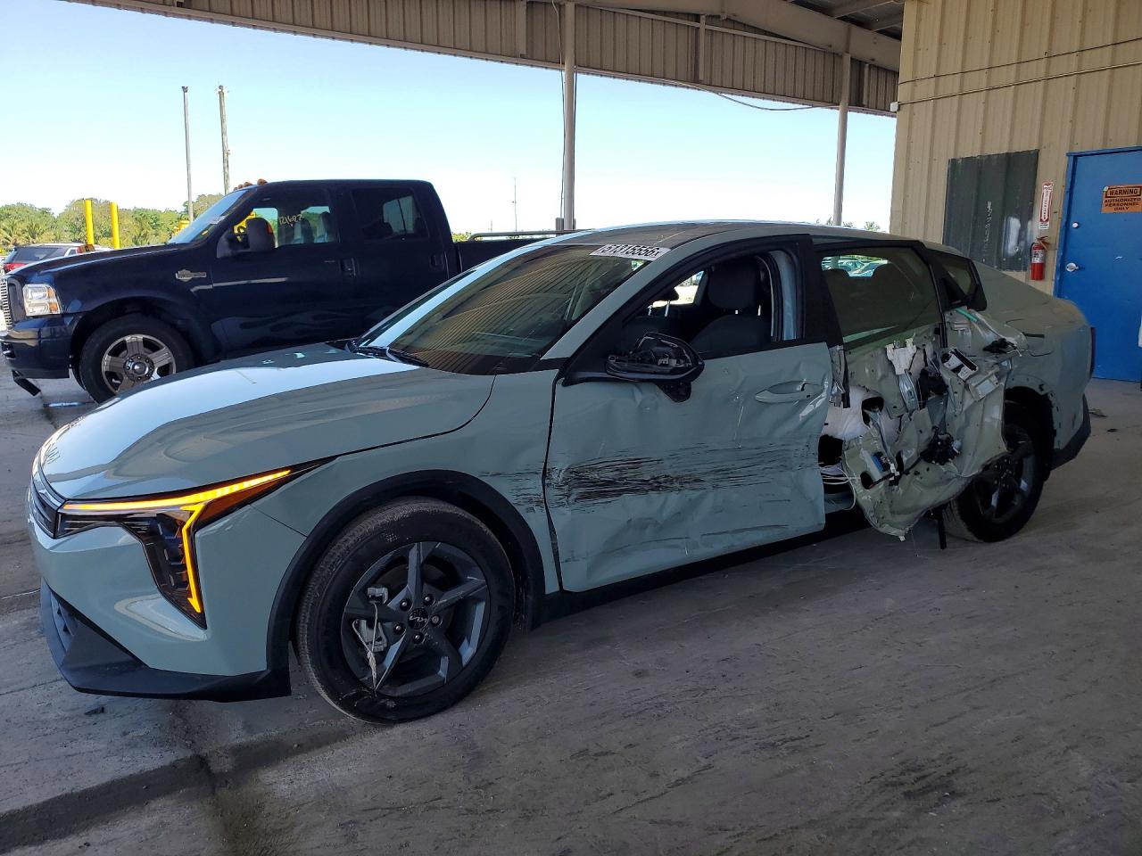 2025 Kia K4