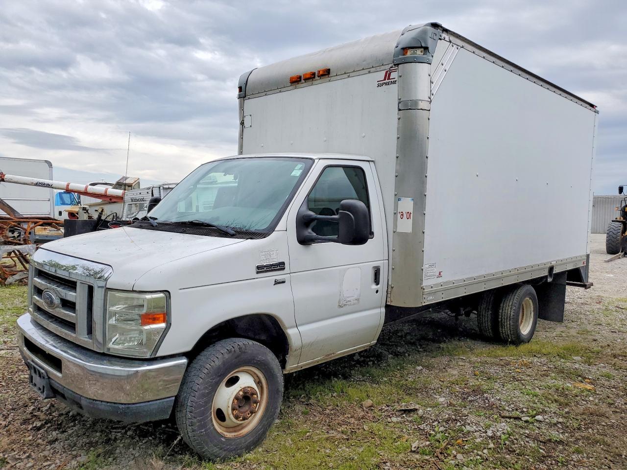 Ford Econoline E350