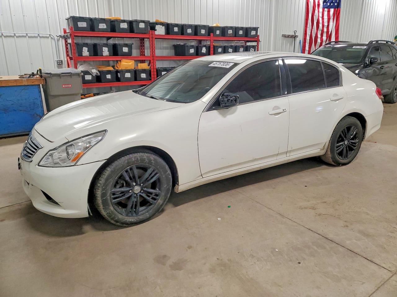 2015 Infiniti Q40