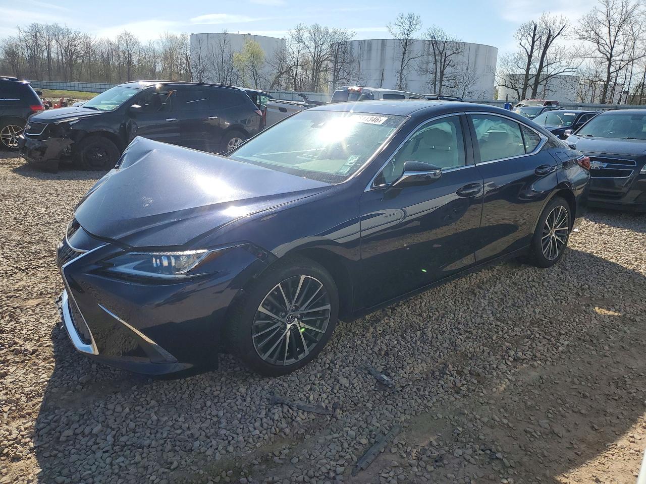2022 Lexus ES 250
