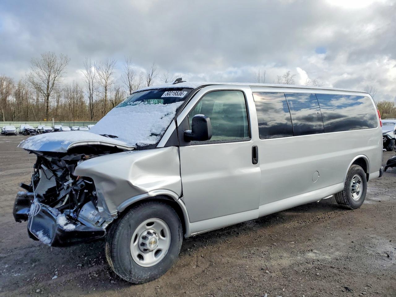 2025 Chevrolet Express 3500