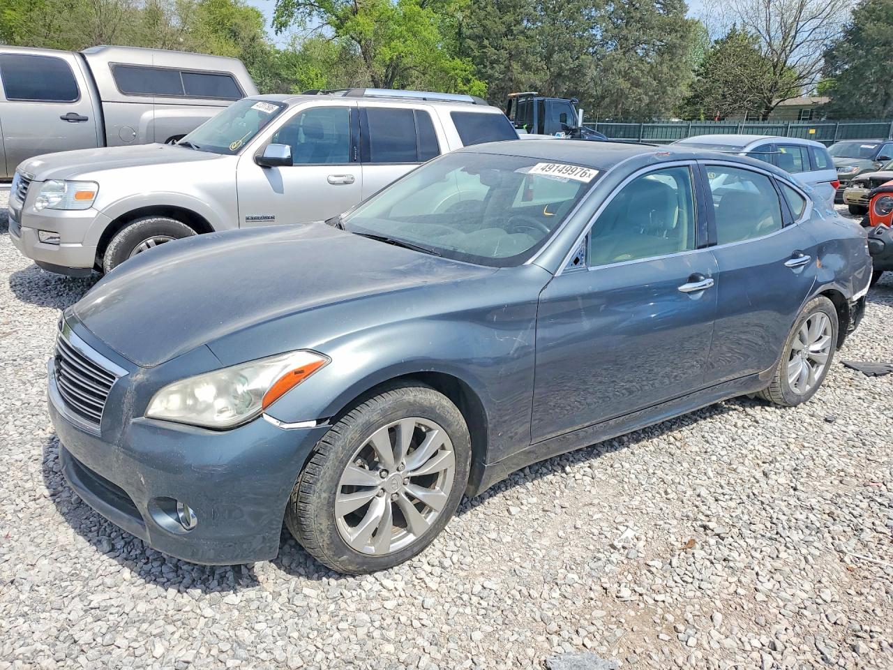 2012 Infiniti M37