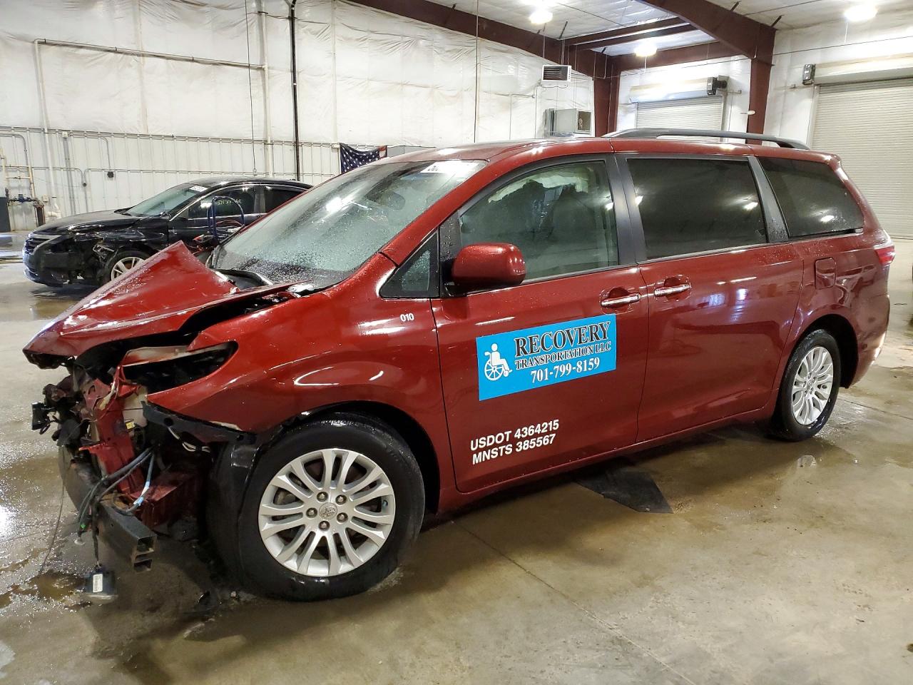 2015 Toyota Sienna