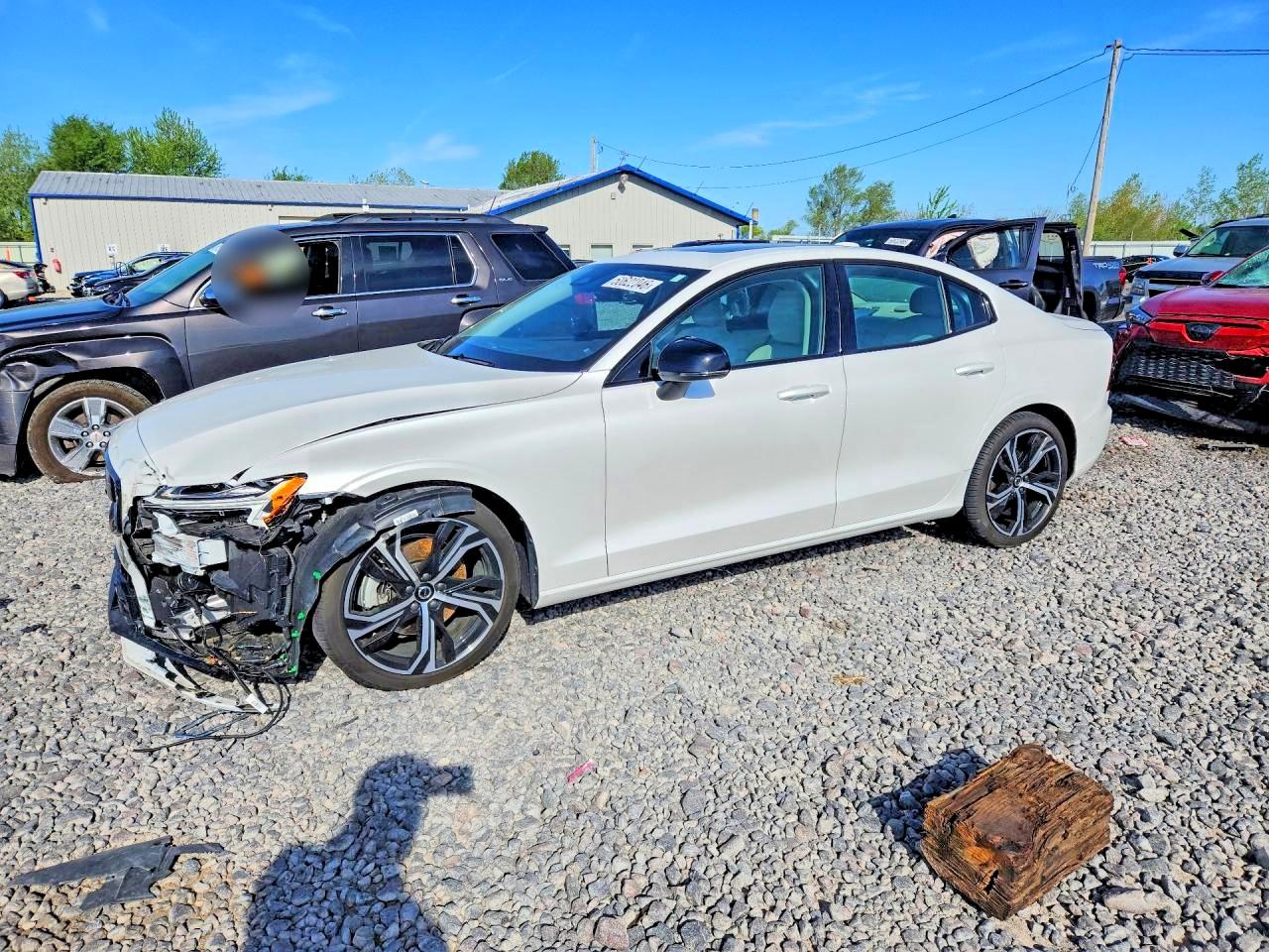 2025 Volvo S60