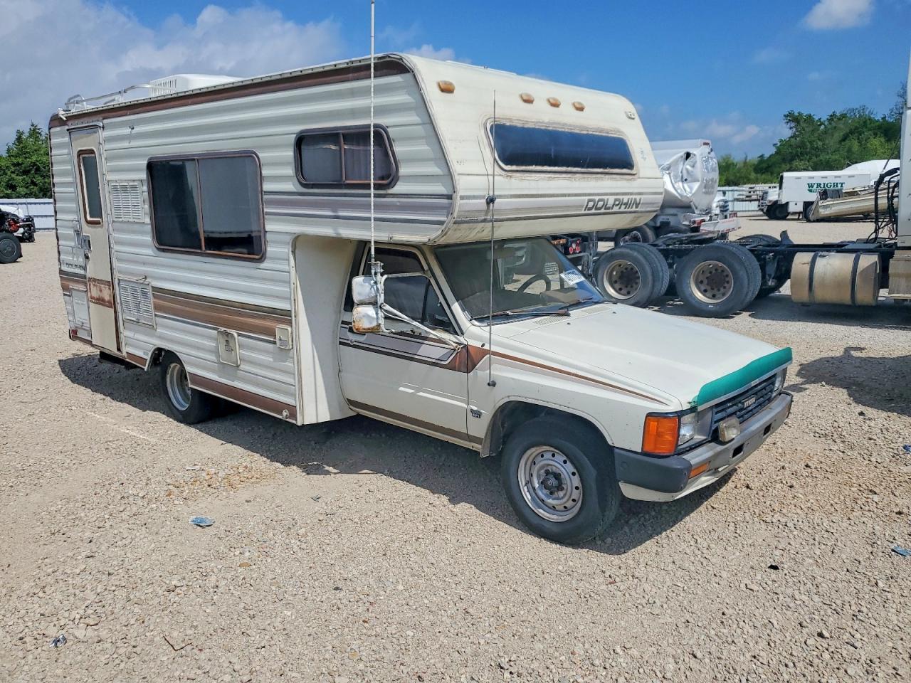 1985 Toyota Pickup