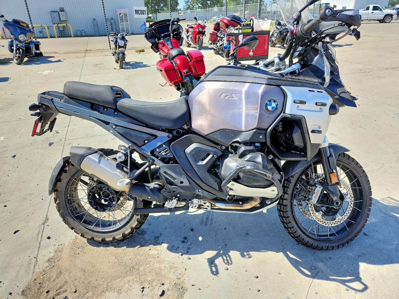 2025 BMW R