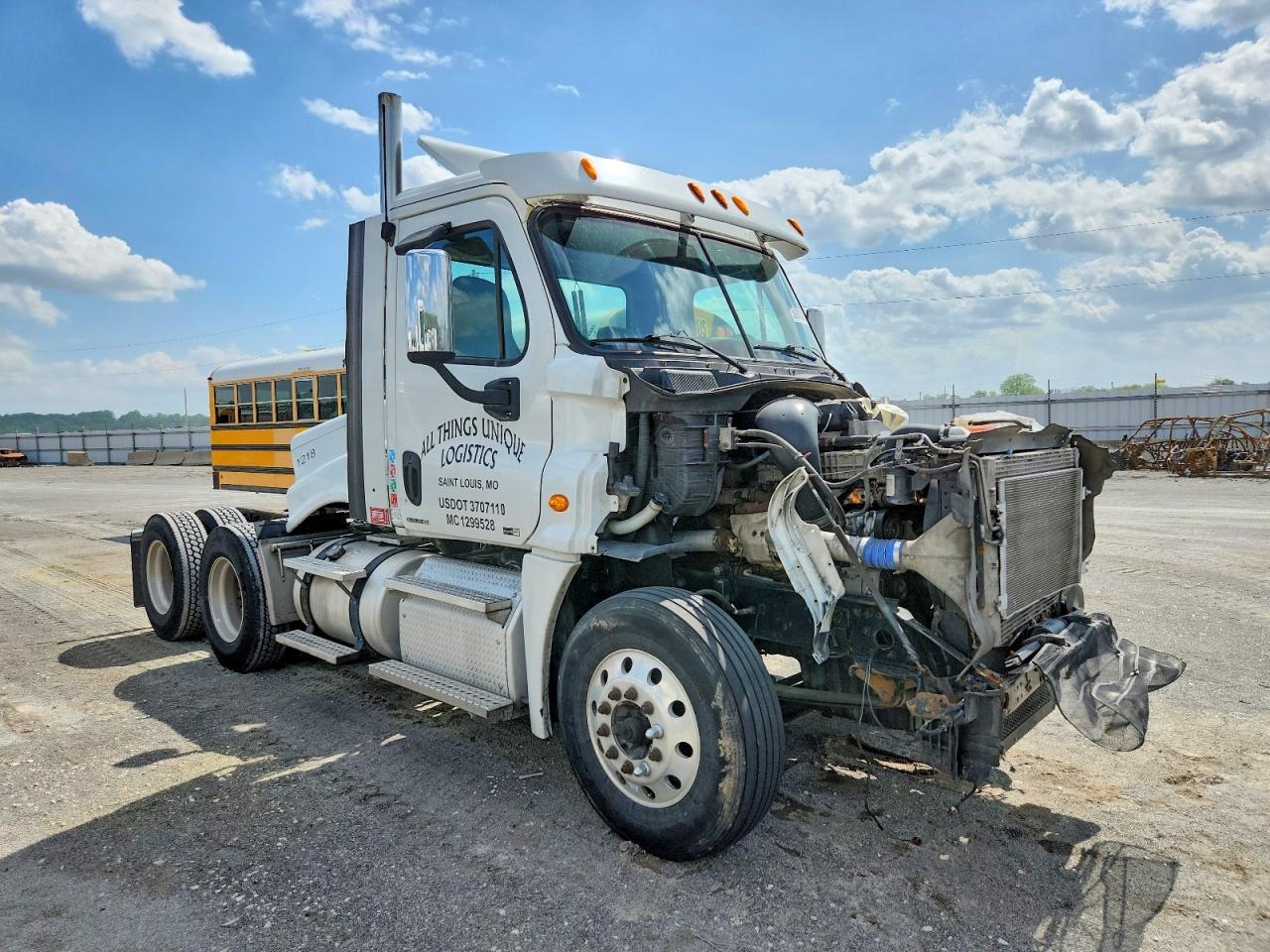 2011 Freightliner Cascadia