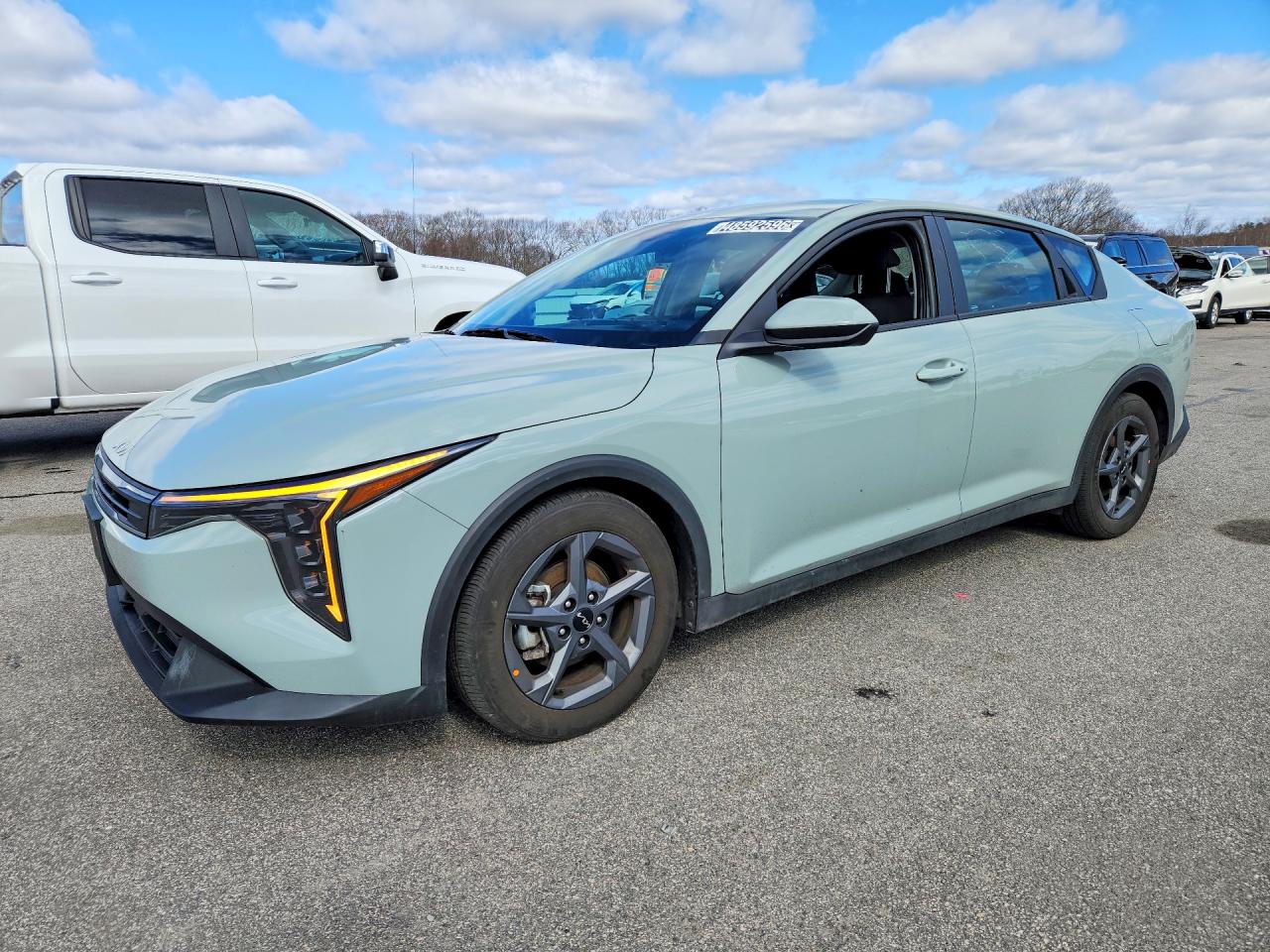 2025 Kia K4