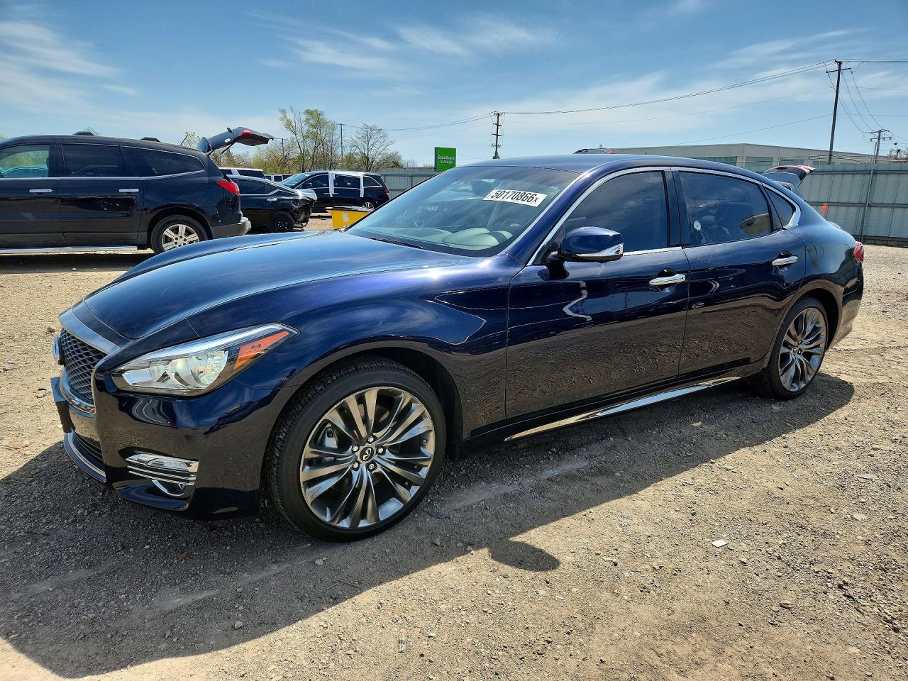 2019 Infiniti Q70