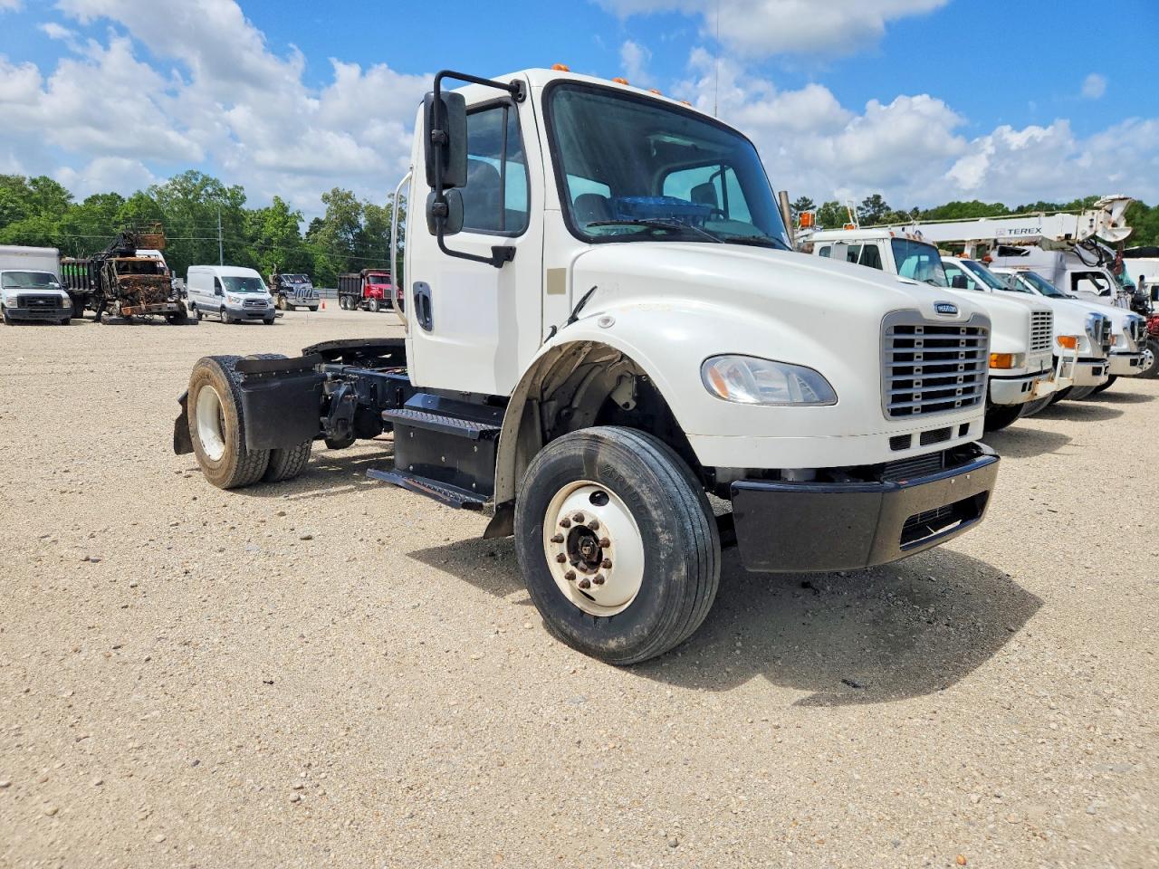 2020 Freightliner M2
