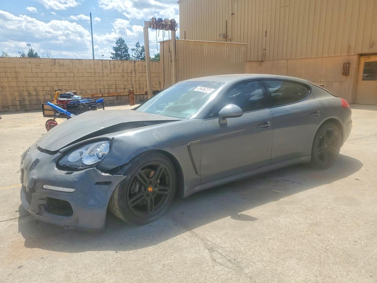 2016 Porsche Panamera