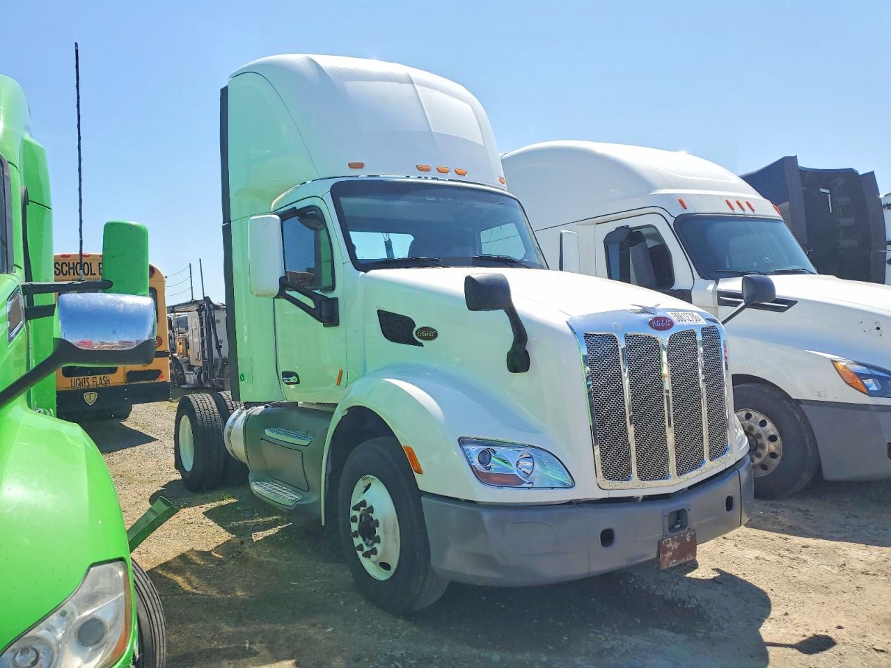 2015 Peterbilt 579