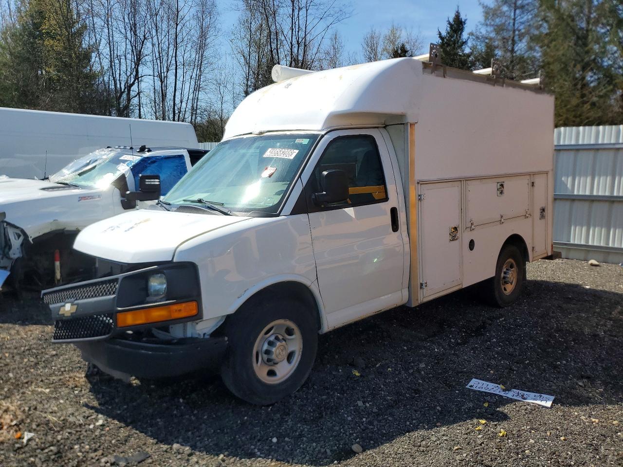 2016 Chevrolet Express 2500