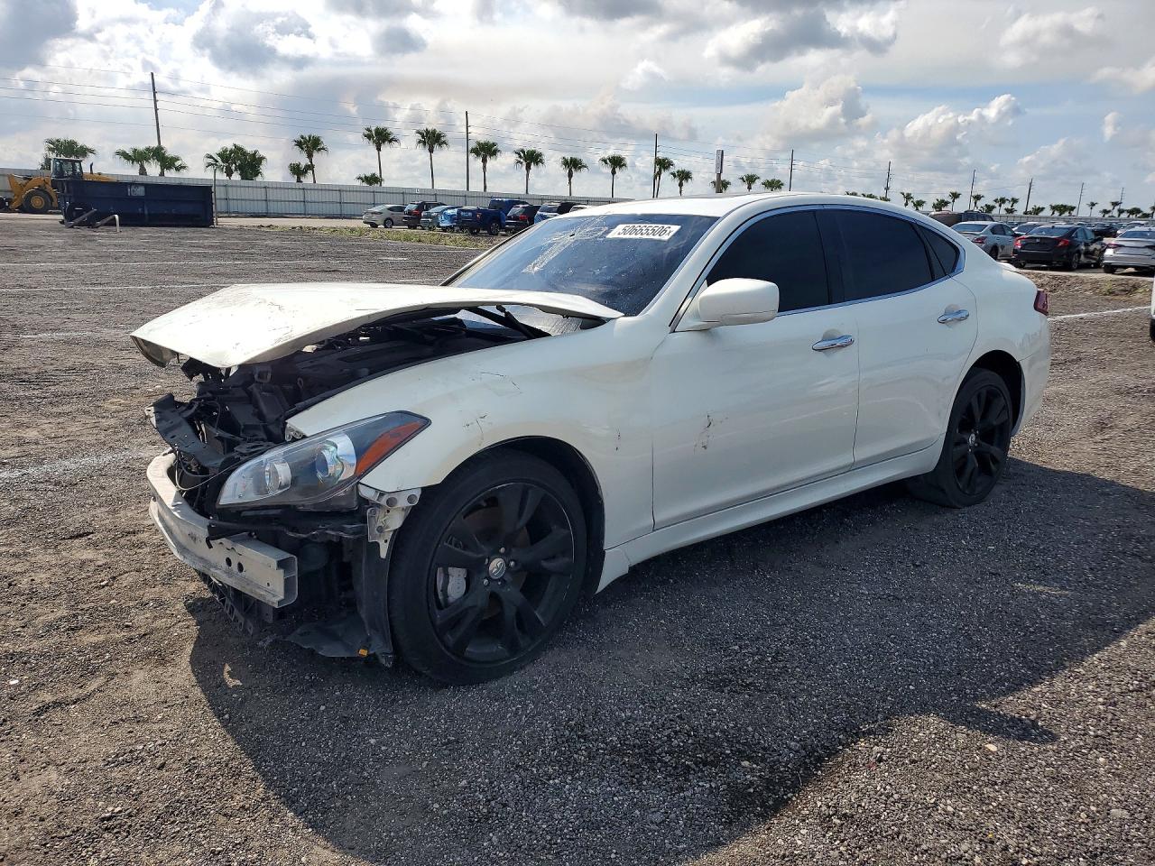 Infiniti M37