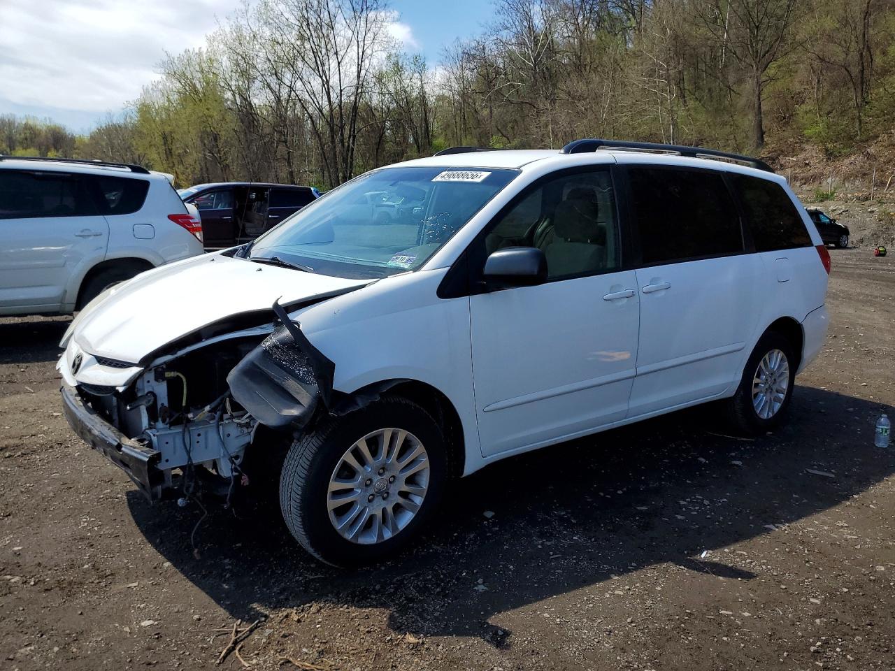 2010 Toyota Sienna