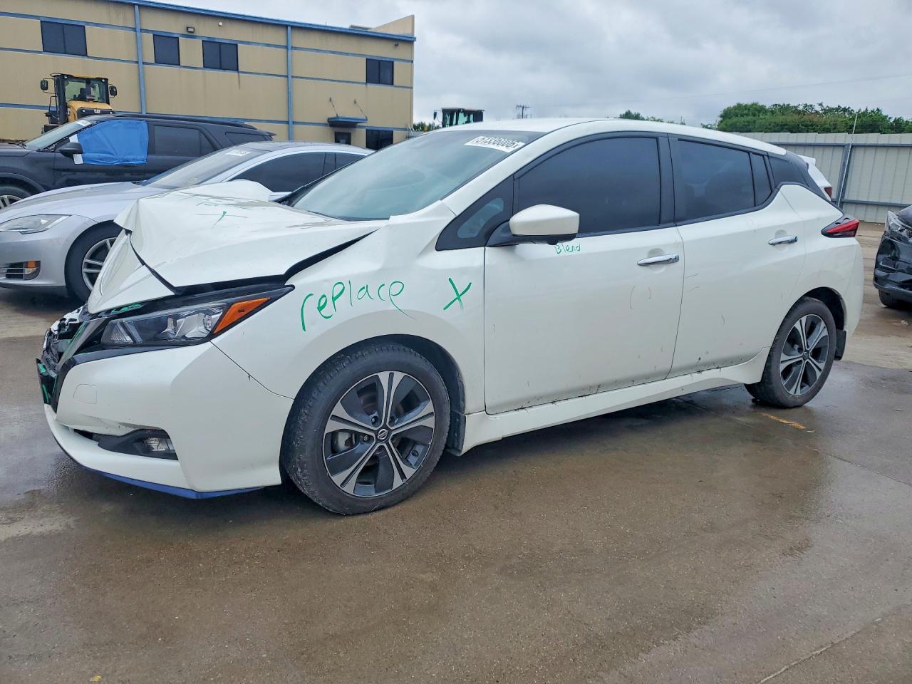 2022 Nissan Leaf