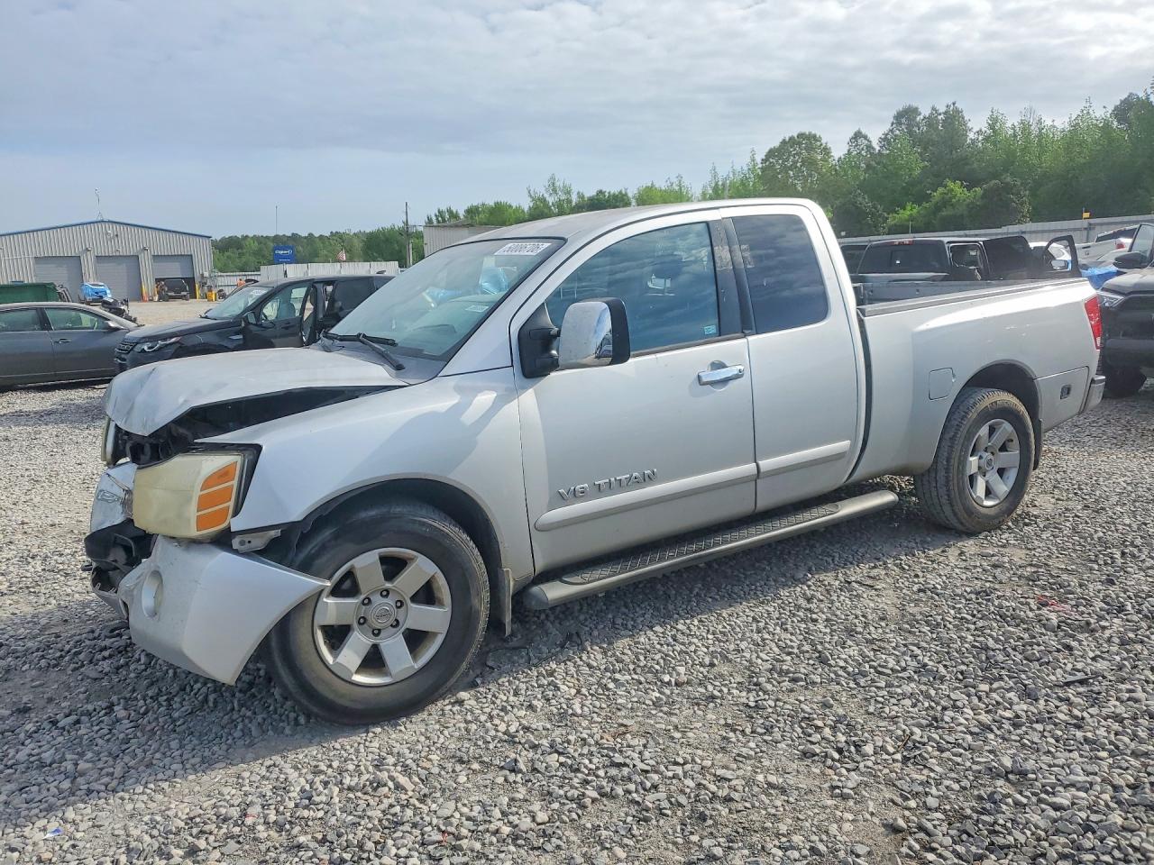 Nissan Titan