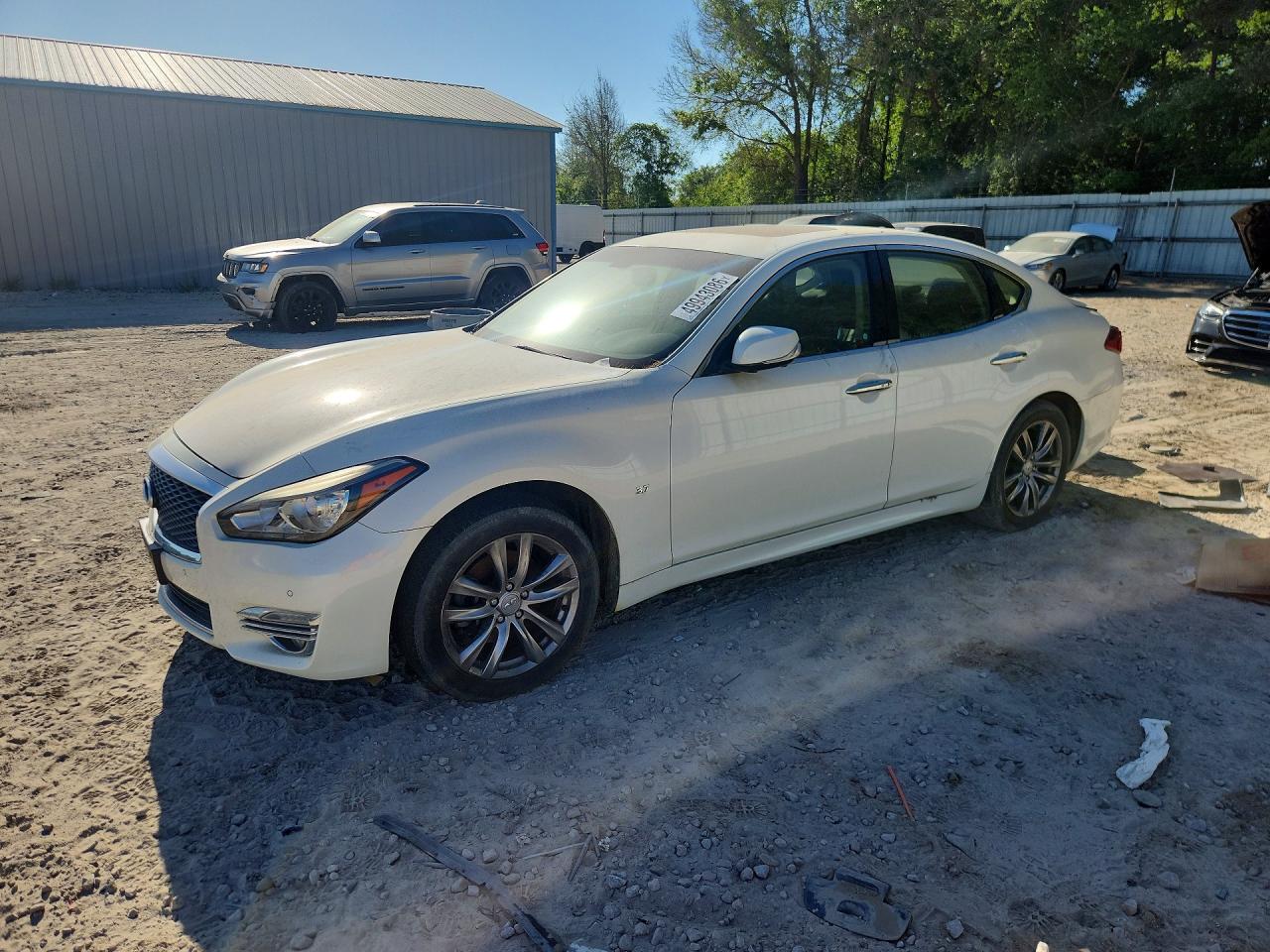 2019 Infiniti Q70