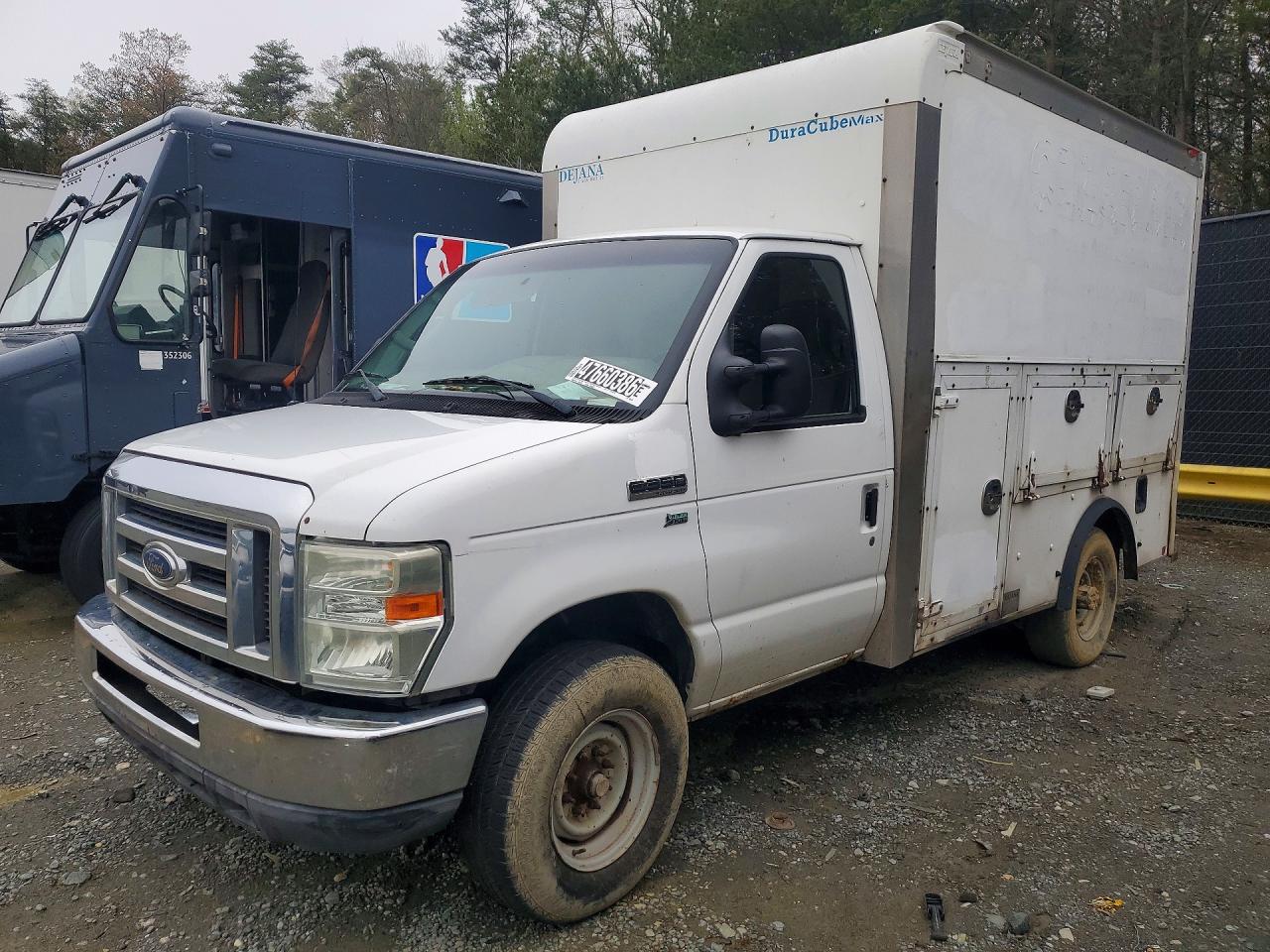 2010 Ford E-350