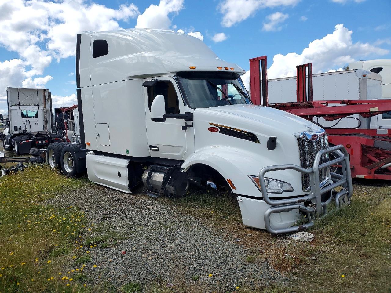 2023 Peterbilt 579