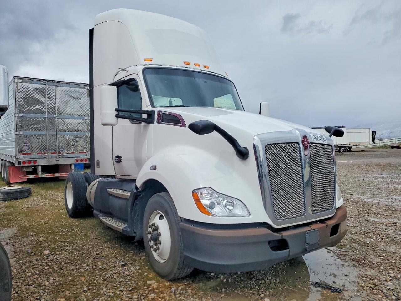 2016 Kenworth Construction