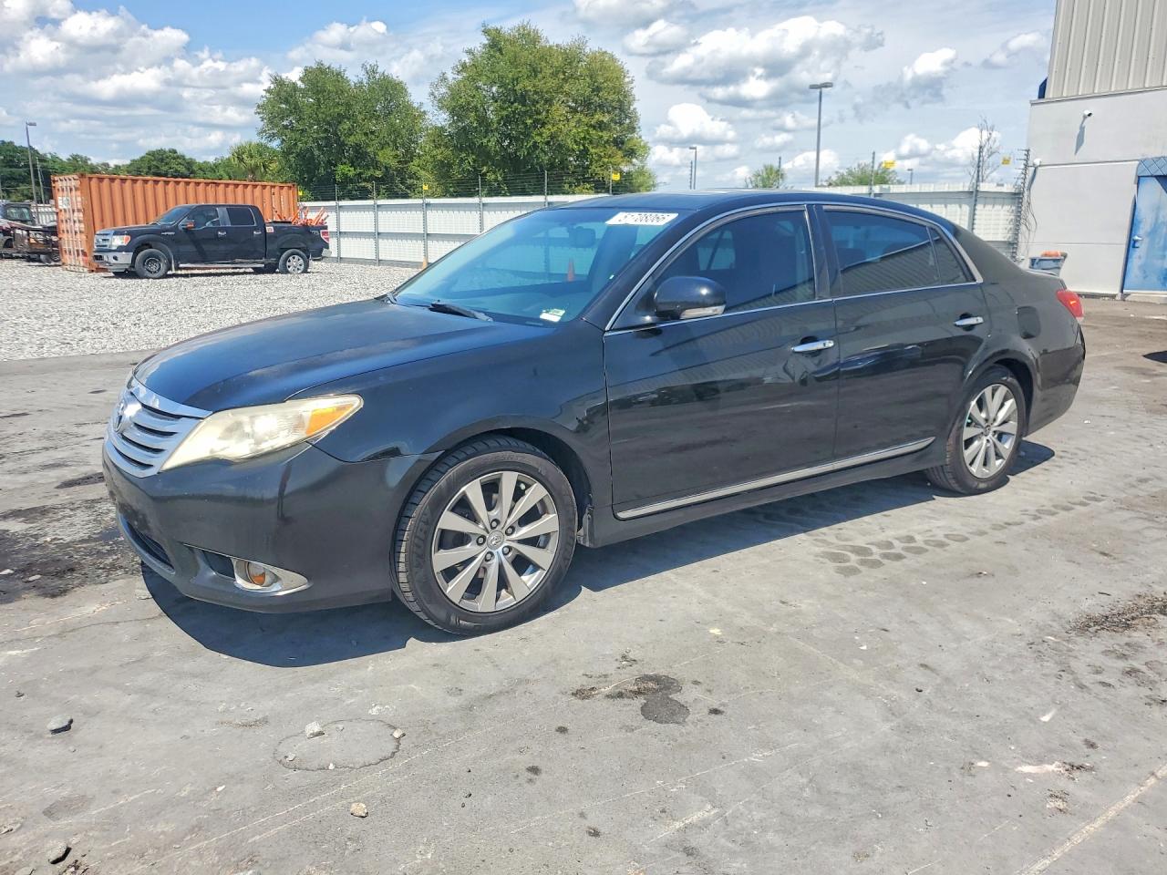 2011 Toyota Avalon