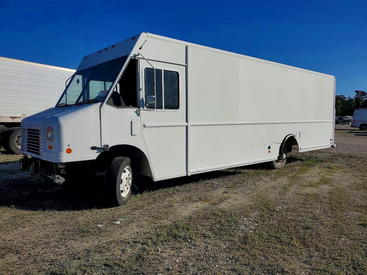 2012 Freightliner Mt45g