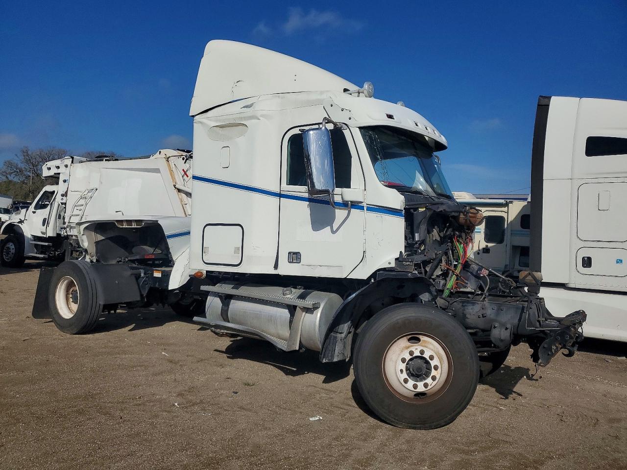 2013 Freightliner Columbia